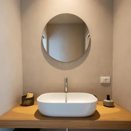 Oikos Guest house *